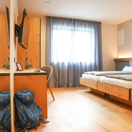 アパート Landjuwel